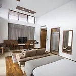 Otel Carissa